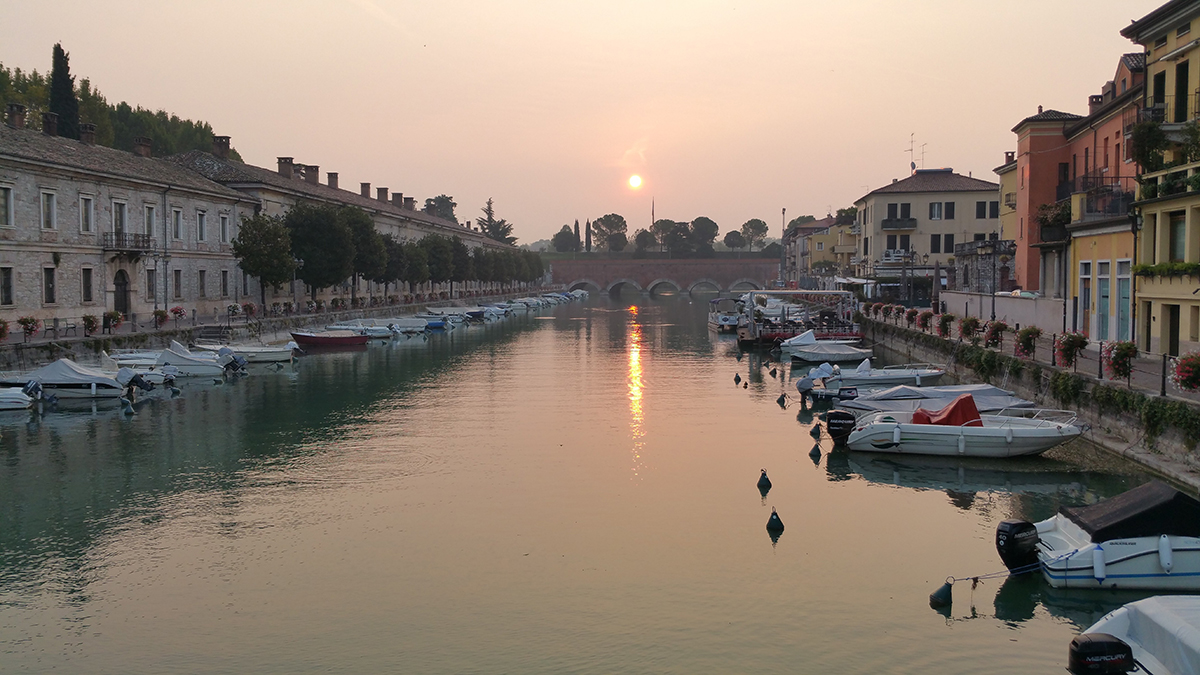 ekskurzia-italianski-ezera-web-turs-peschiera-del-garda-екскурзия-италиански-езера-уеб-турс-пескиера-дел-гарда