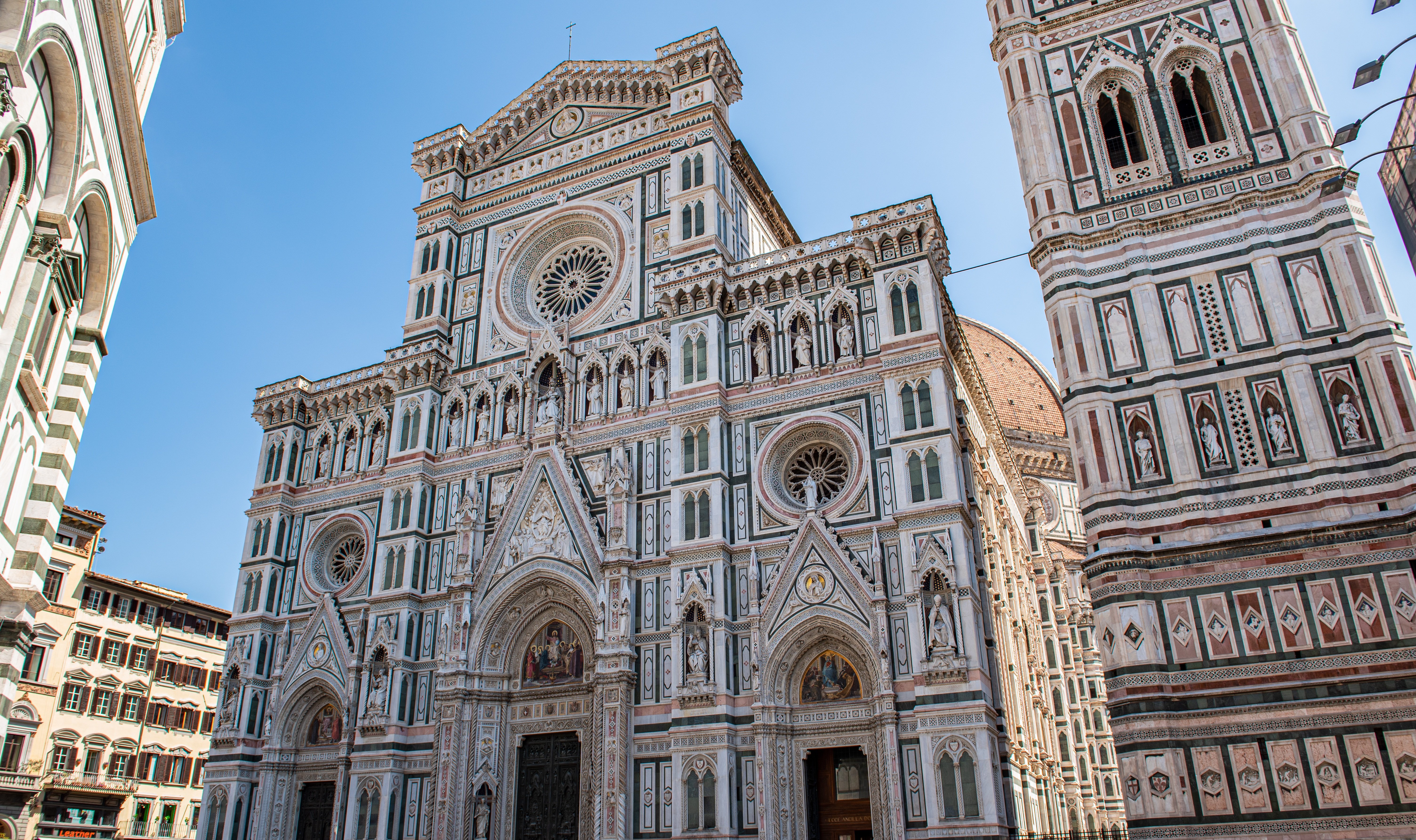 ekskurzia-muzei-florencia-fontan-na-neptun-santa-maria-del-fiore-web-tours