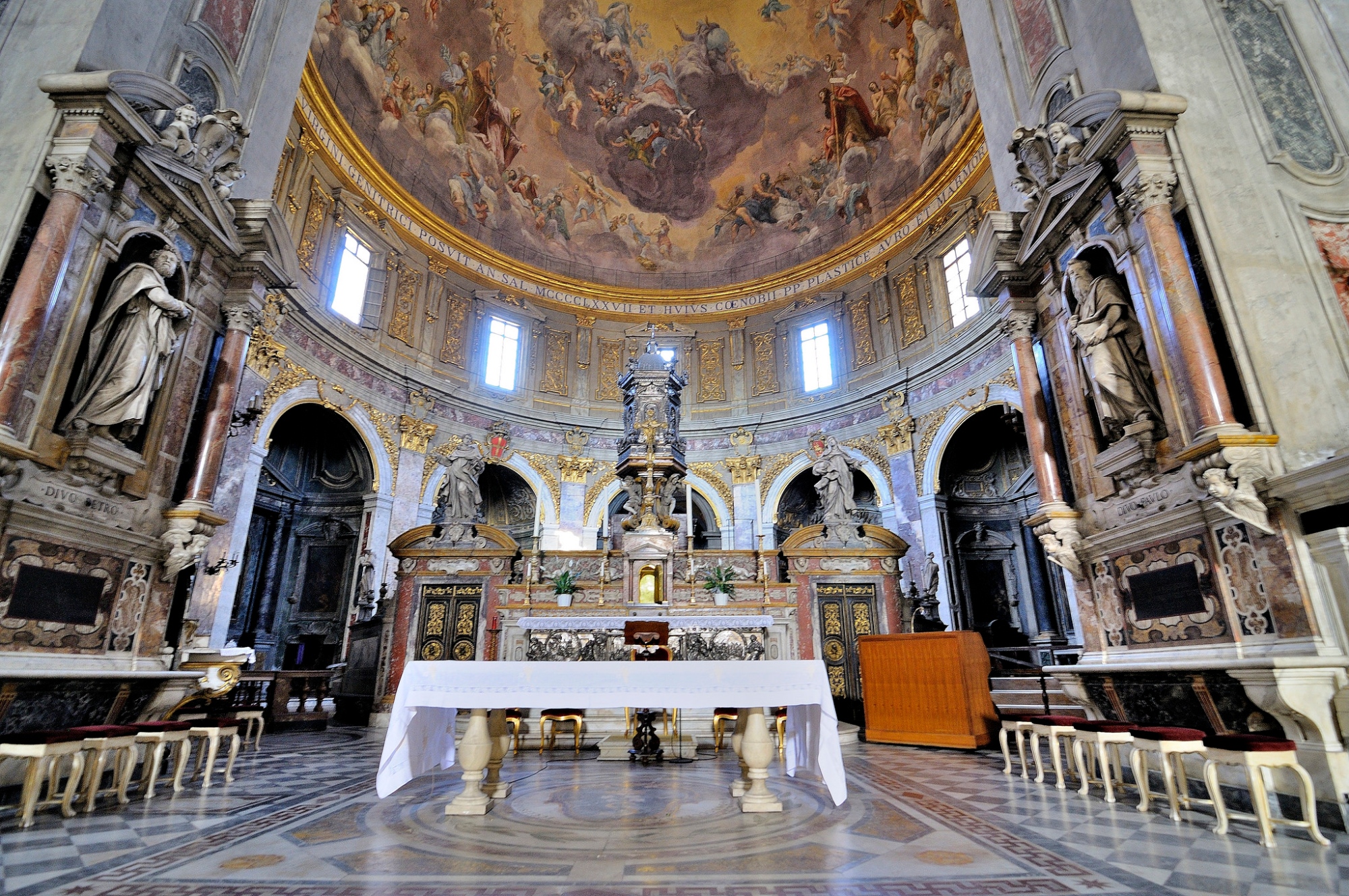 ekskurzia-muzei-florencia-santisima-anunziata-muzei-web-tours